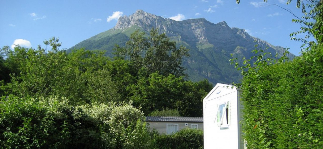 campsite in Savoie at the foot of the Arclusaz - Camping in the Alps with Mobilhomes